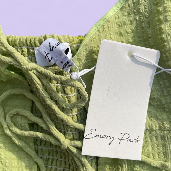 Emory Park Lime Green Lace-Up Crop Top NWT Size L - Picture 4 of 5